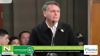 Bolsonaro é aplaudido ao chamar Lula de “jumento” e “analfabeto”