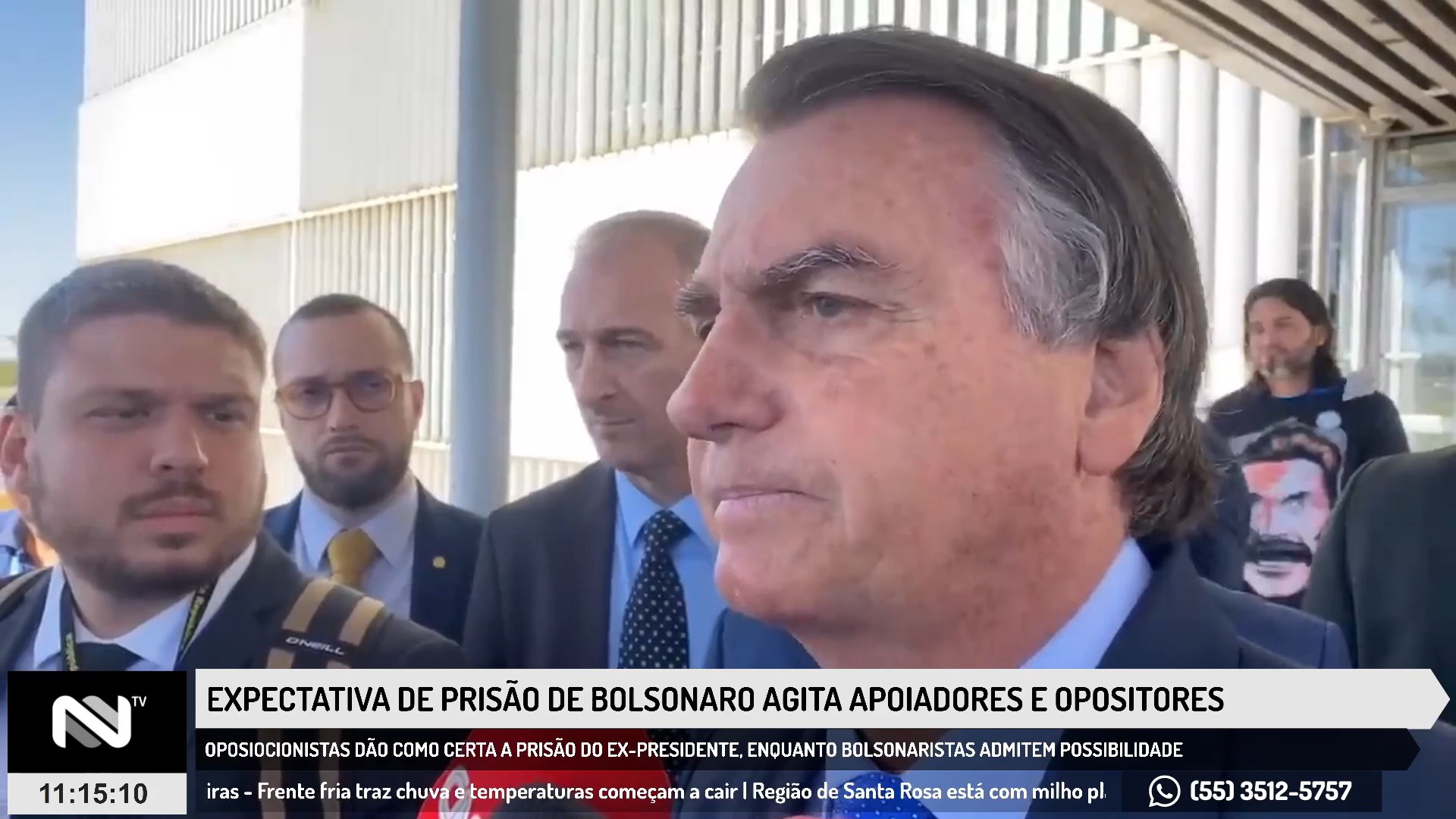 Expectativa de prisão de Bolsonaro agita apoiadores e opositores