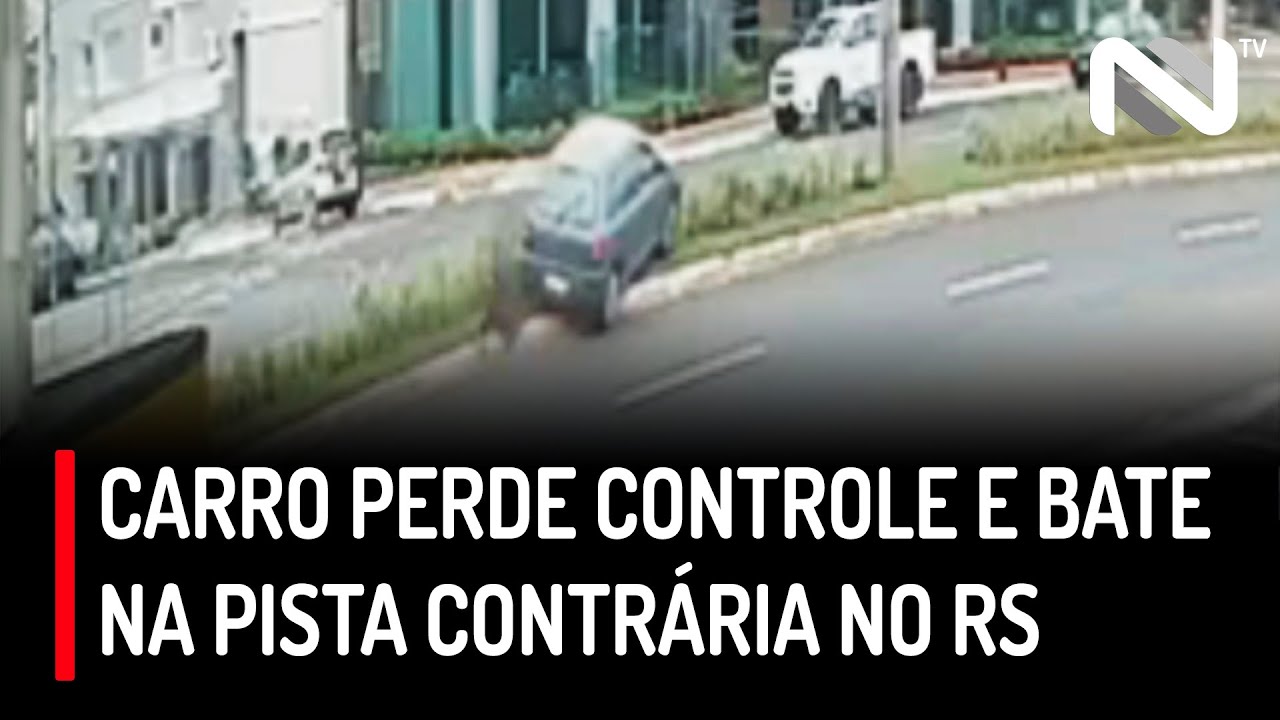 Carro desgovernado invade posto e contramão, e depois atinge veículos em Santa Rosa, RS