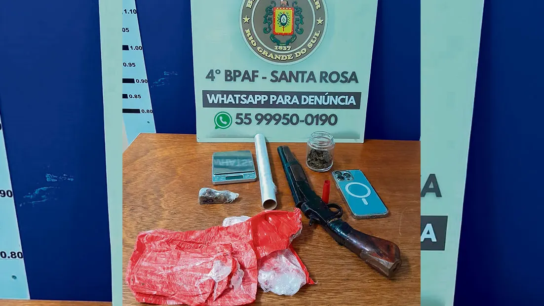 Dois homens são presos em flagrante por tráfico de drogas em bar de Santa Rosa