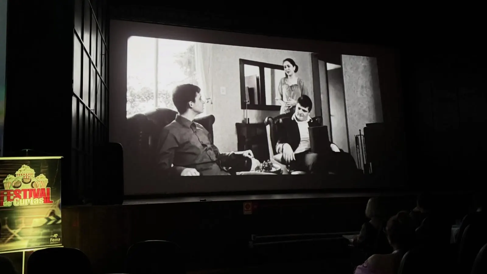 Festival de Curtas reúne estudantes em atividade de literatura e cinema